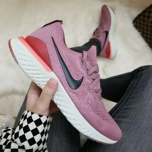 Nike Epic React Flyknit 2